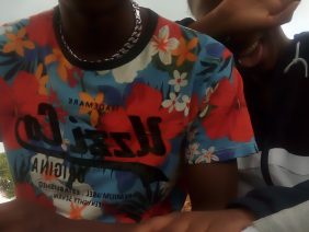 Leaked photo of the yg.sat with his new girlfriend