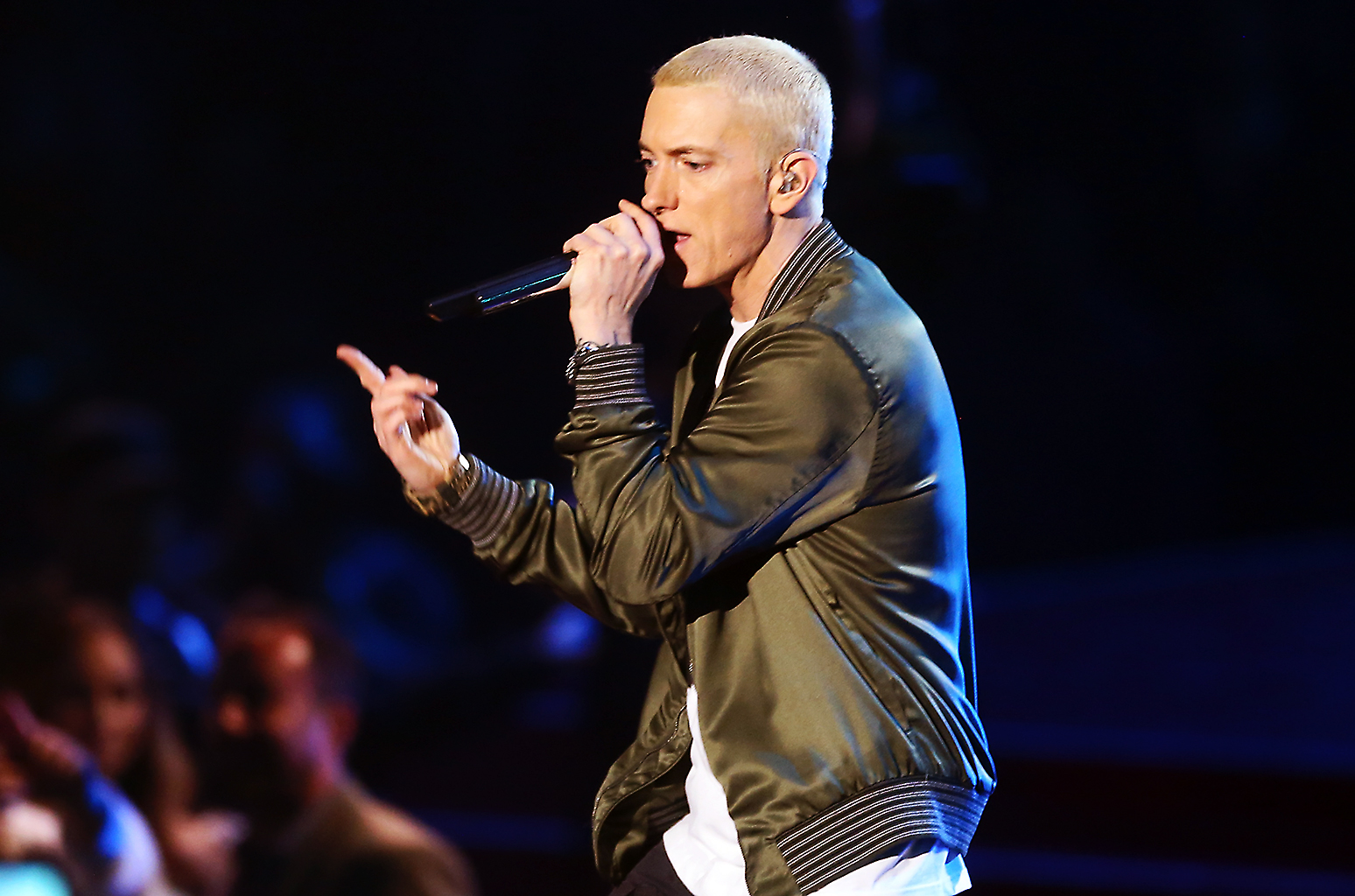 eminem-perform-on-mtv-awards-2014-billboard-1548 eminem-perform-on-mtv-awards-2014-billboard-1548 Peep Eminem’s ‘Revival’ Album Tracklist eminem perform on mtv awards 2014 billboard 1548